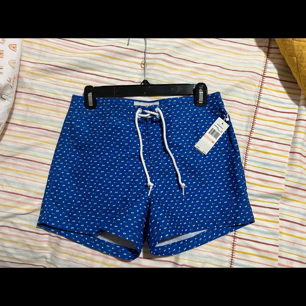men’s fixed waist swim trunks , velcro closure with drawstring
